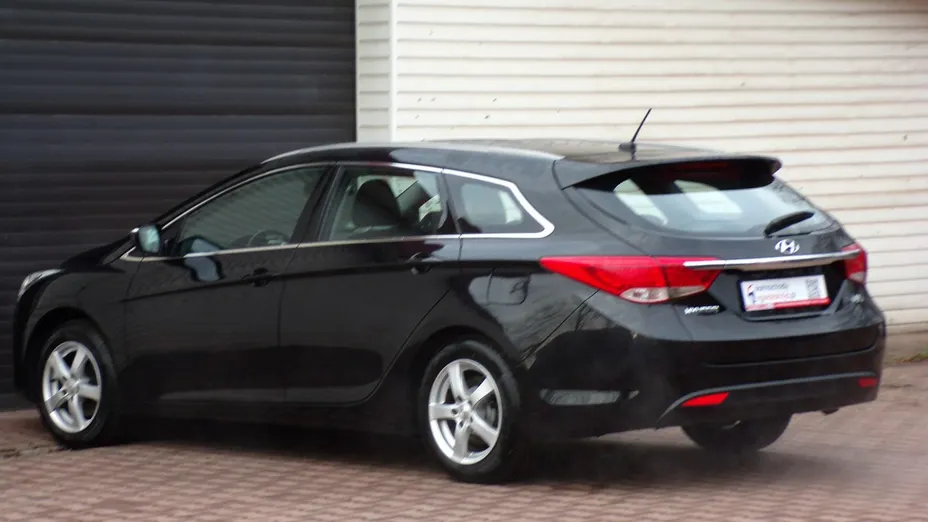 HYUNDAI i40 -