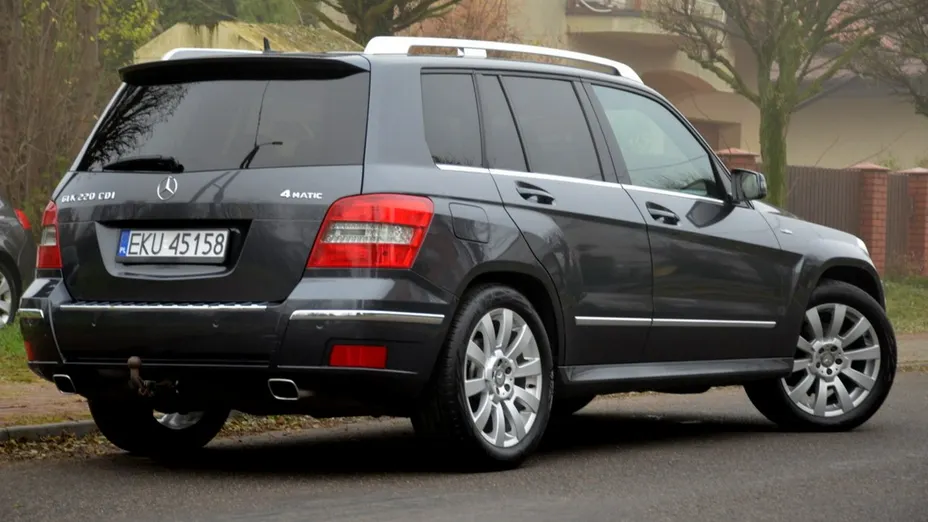 MERCEDES-BENZ GLK -