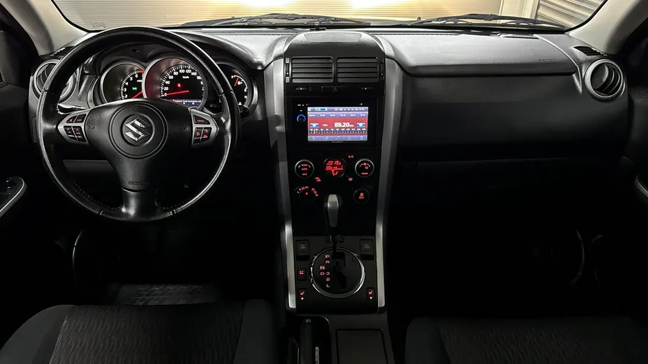 SUZUKI Grand Vitara -