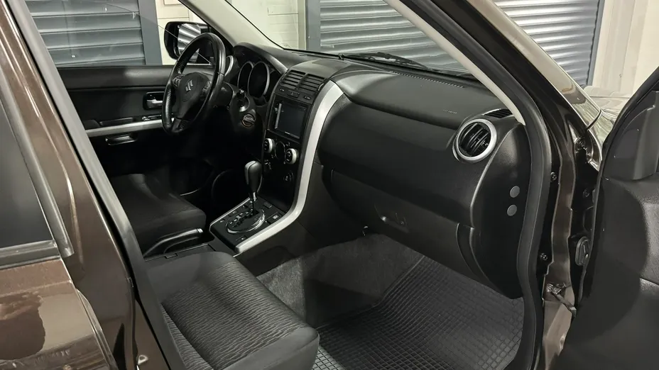 SUZUKI Grand Vitara -