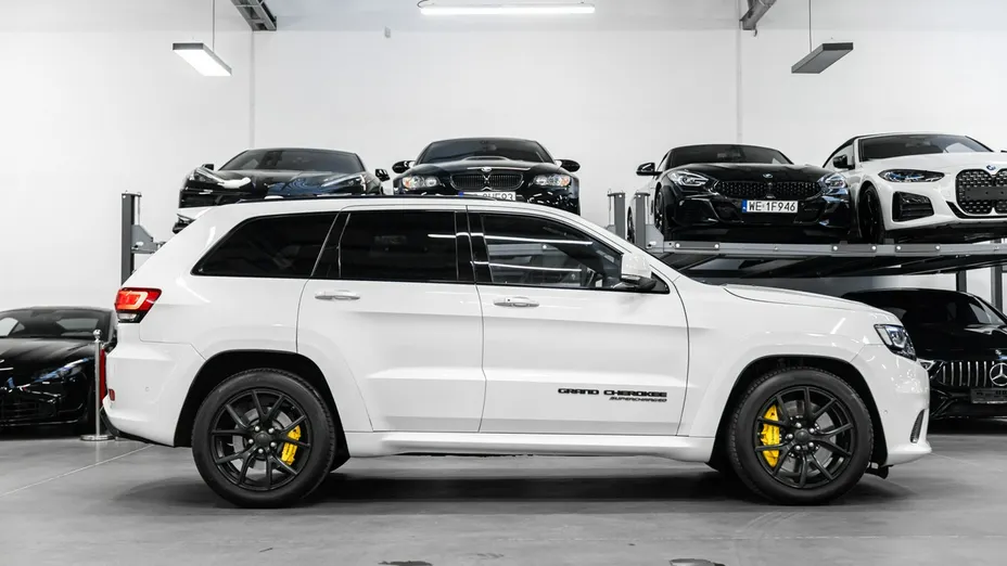 JEEP Grand Cherokee -