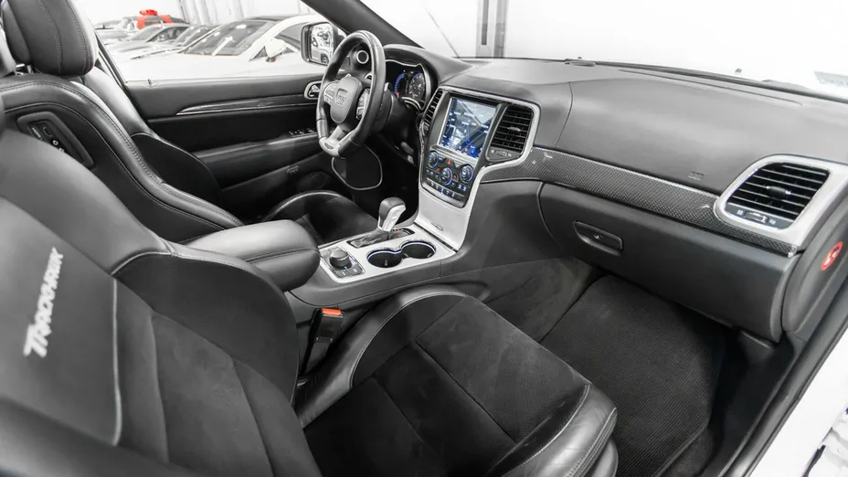 JEEP Grand Cherokee -