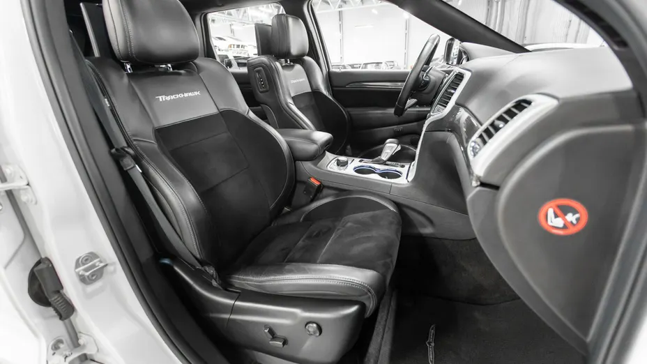JEEP Grand Cherokee -