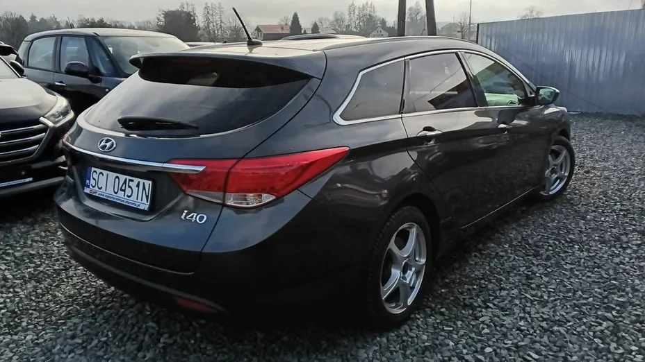 HYUNDAI i40 -