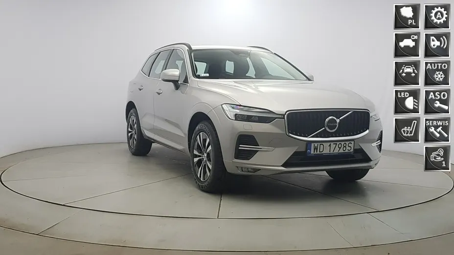VOLVO XC60 -