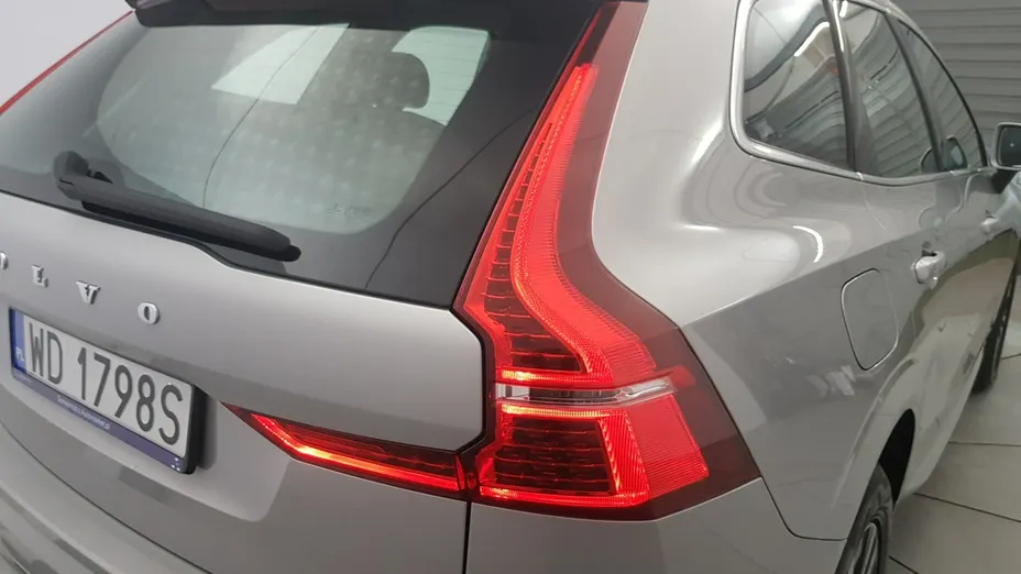 VOLVO XC60 -