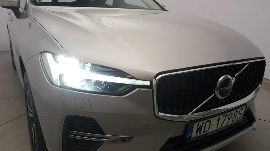VOLVO XC60 -