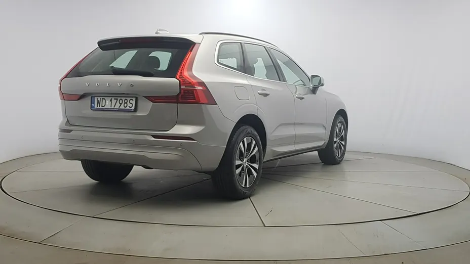 VOLVO XC60 -