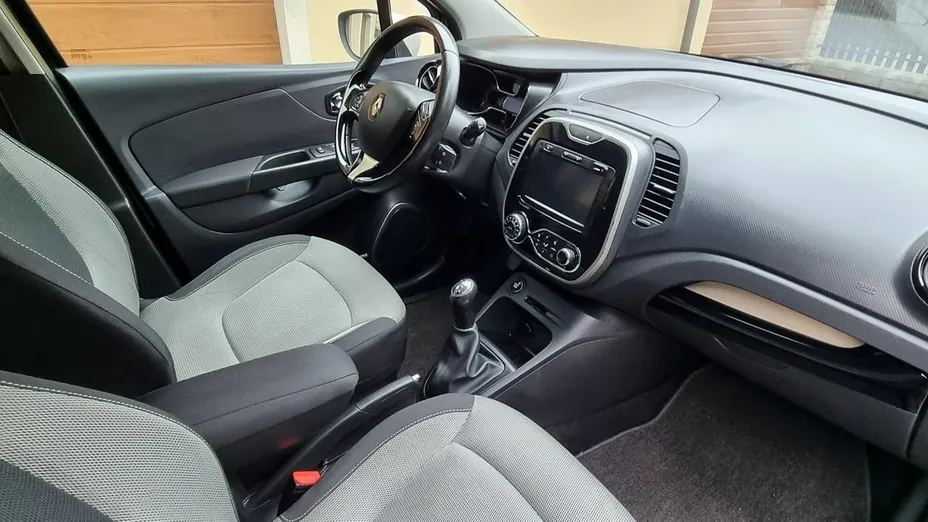RENAULT Captur -