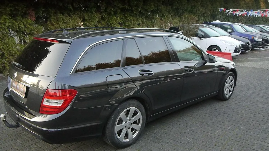 MERCEDES-BENZ C Klasa -