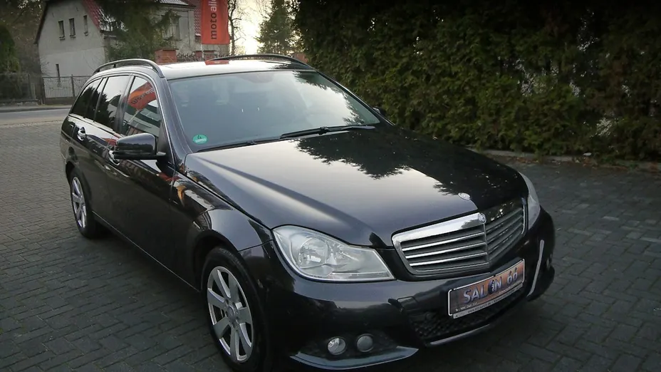 MERCEDES-BENZ C Klasa -