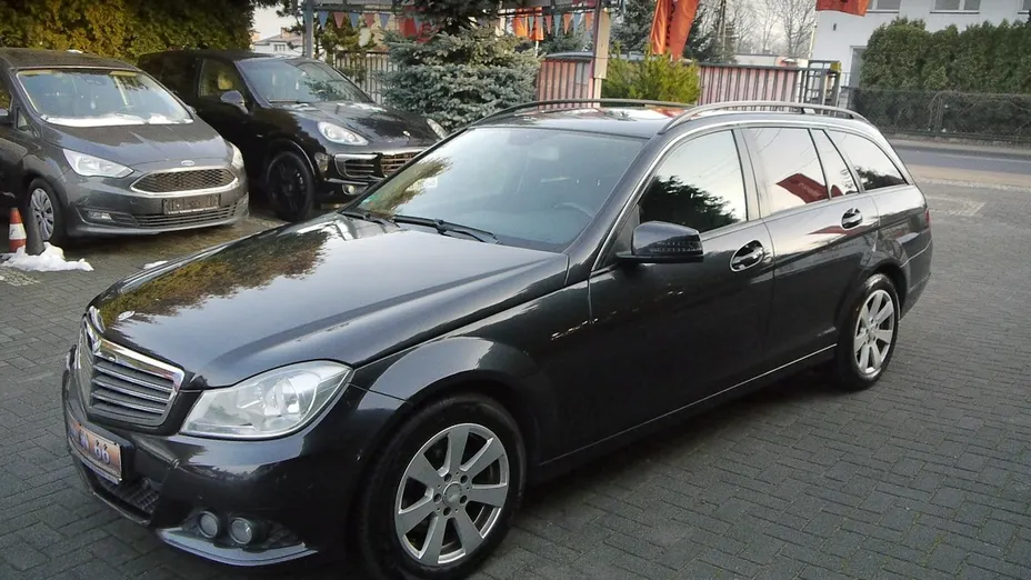 MERCEDES-BENZ C Klasa -