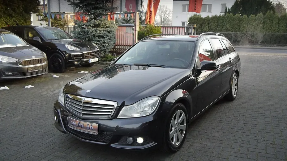 MERCEDES-BENZ C Klasa -