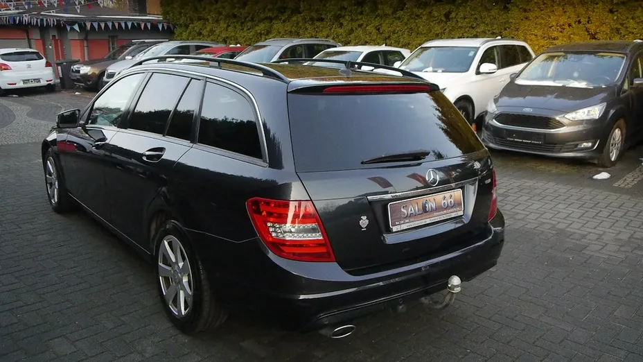 MERCEDES-BENZ C Klasa -