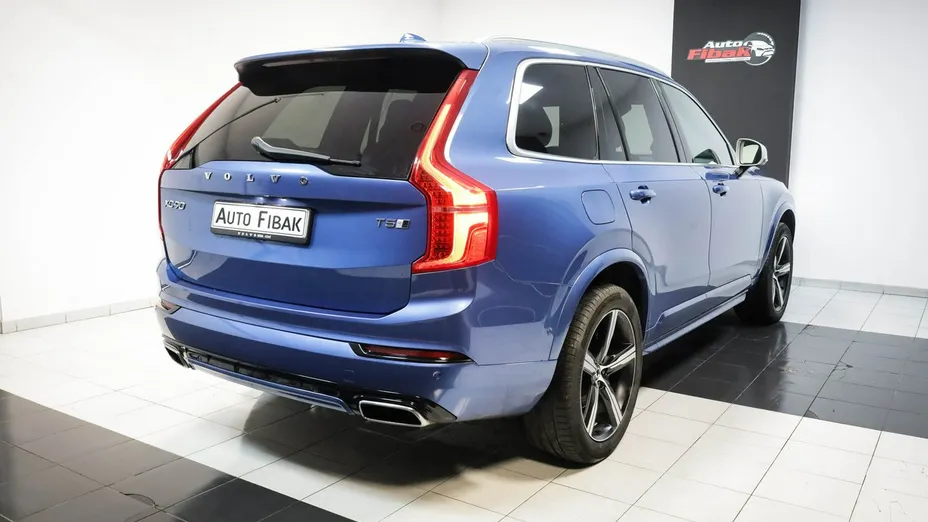 VOLVO XC90 -