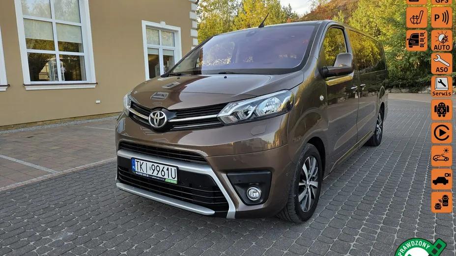 TOYOTA Proace Verso -