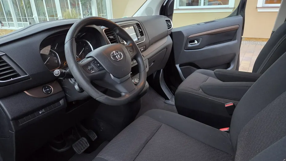 TOYOTA Proace Verso -