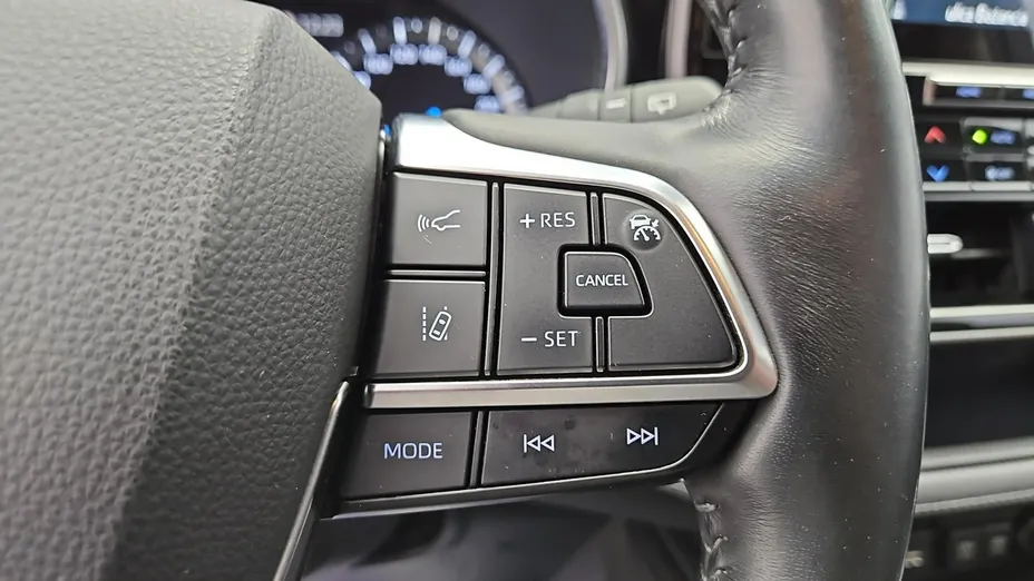 TOYOTA Highlander -