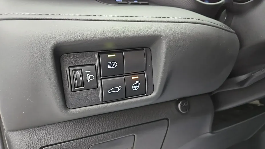 TOYOTA Highlander -