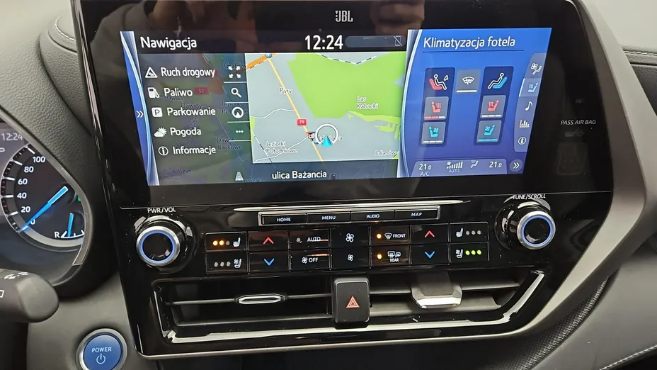 TOYOTA Highlander -