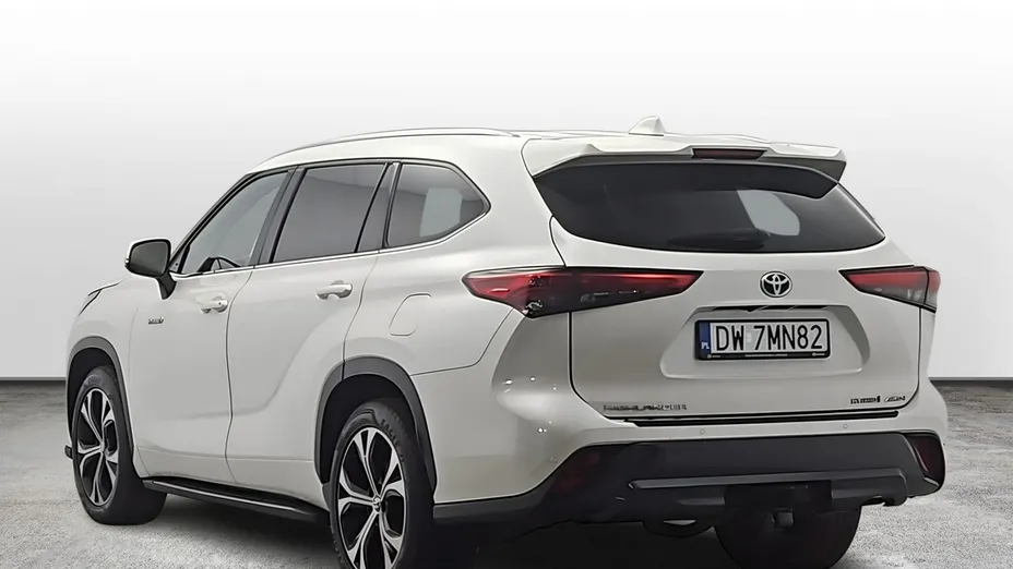 TOYOTA Highlander -