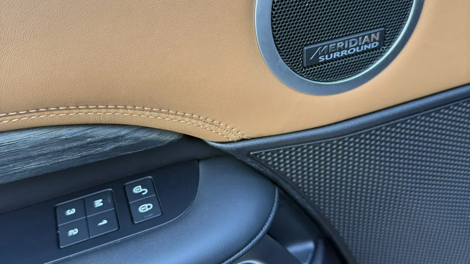 LAND ROVER Discovery -
