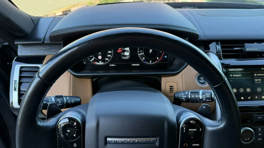 LAND ROVER Discovery -