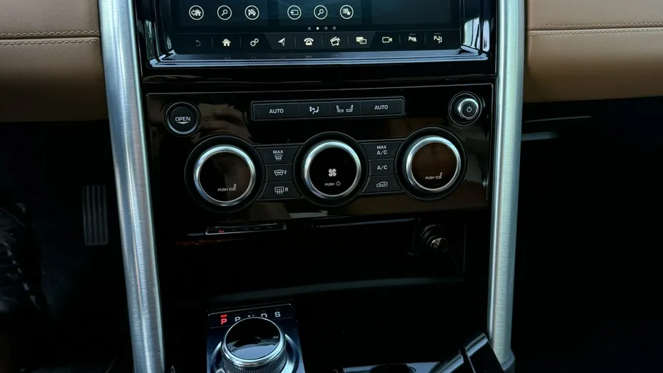 LAND ROVER Discovery -