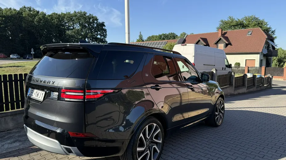 LAND ROVER Discovery -