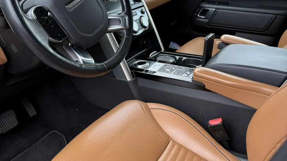 LAND ROVER Discovery -