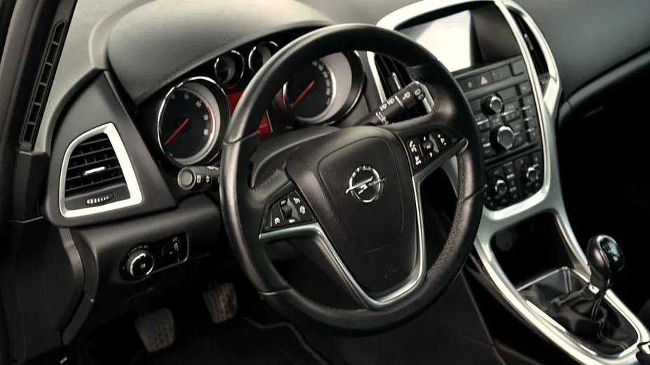 OPEL Astra -