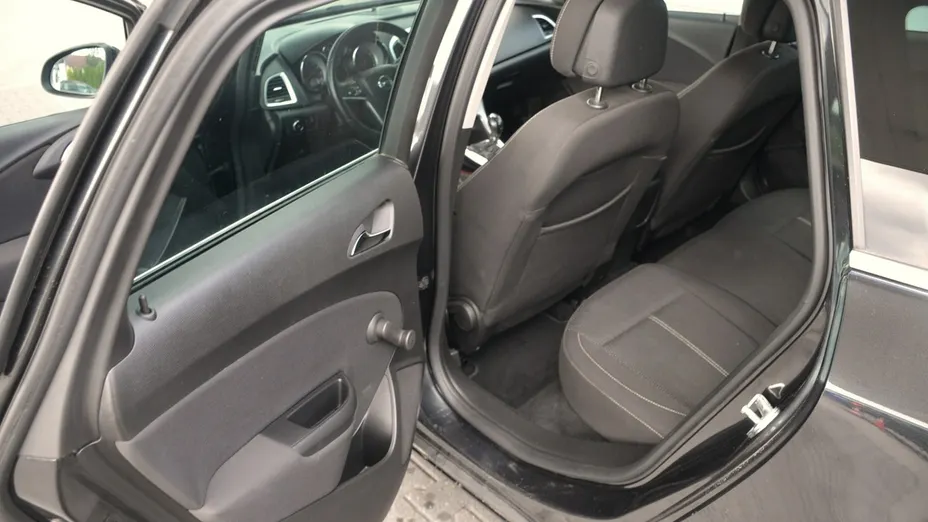 OPEL Astra -