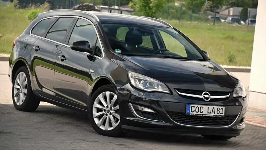 OPEL Astra -