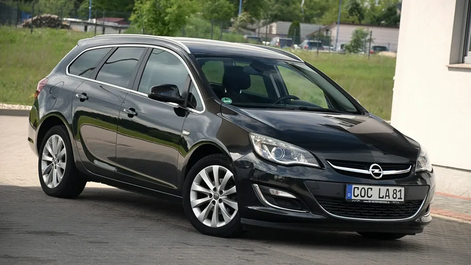 OPEL Astra -