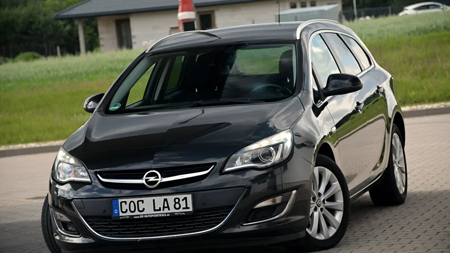 OPEL Astra -