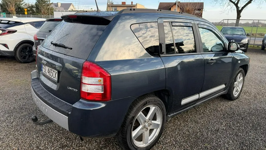 JEEP Compass -