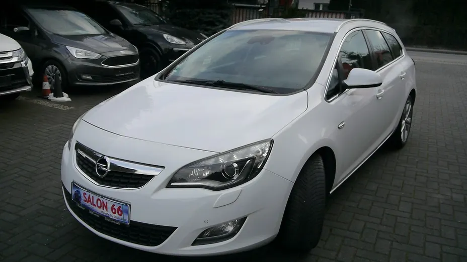 OPEL Astra -