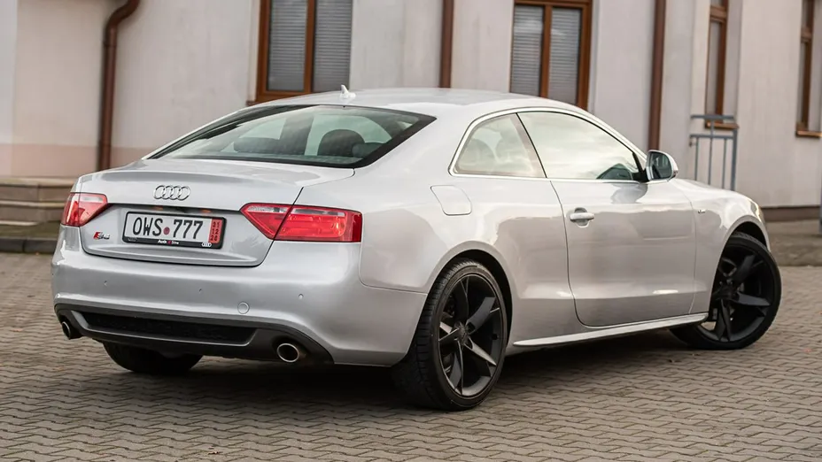 AUDI A5 -