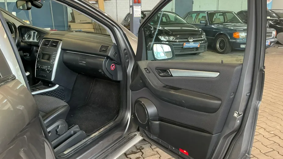 MERCEDES-BENZ B Klasa -