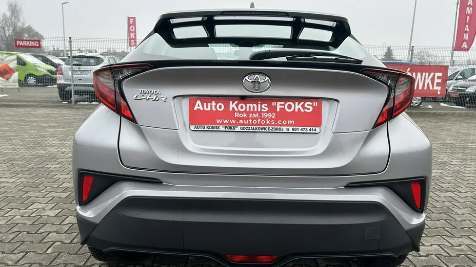 TOYOTA C-HR -