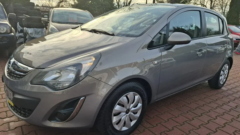 OPEL Corsa -