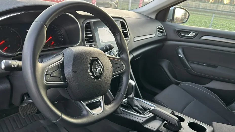 RENAULT Megane -