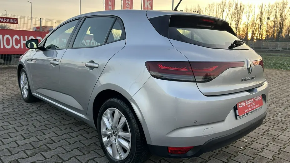 RENAULT Megane -