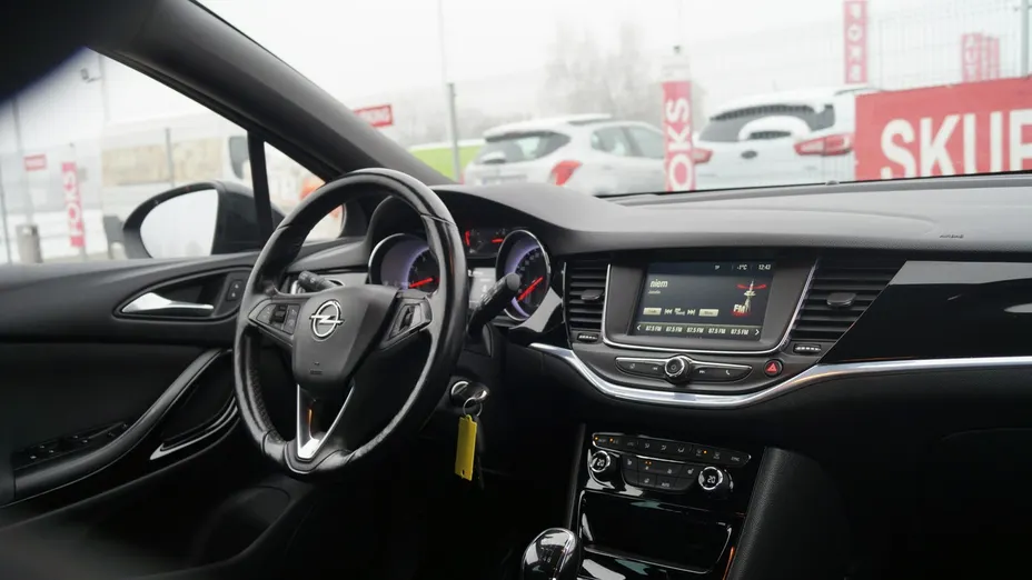 OPEL Astra -