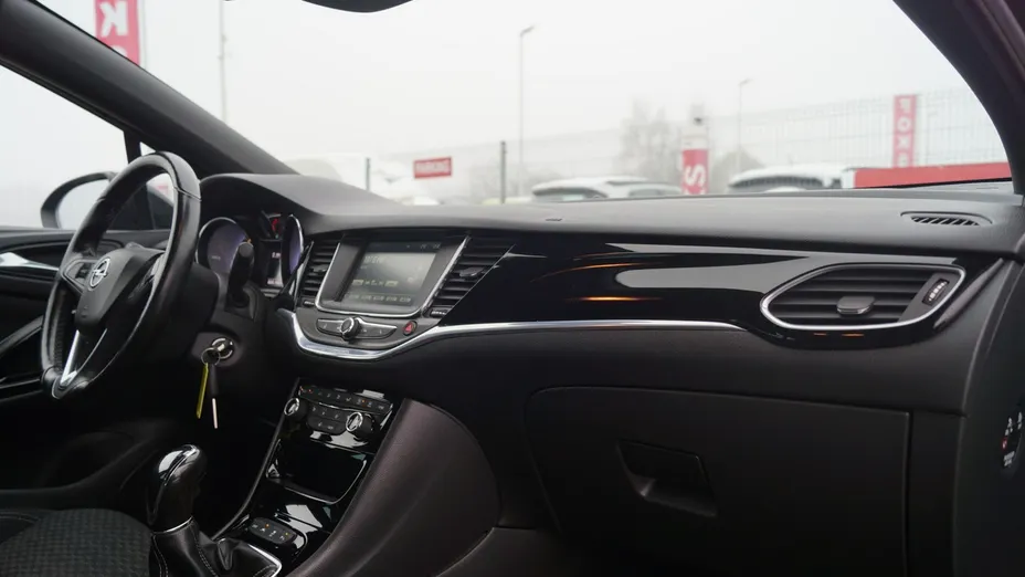 OPEL Astra -