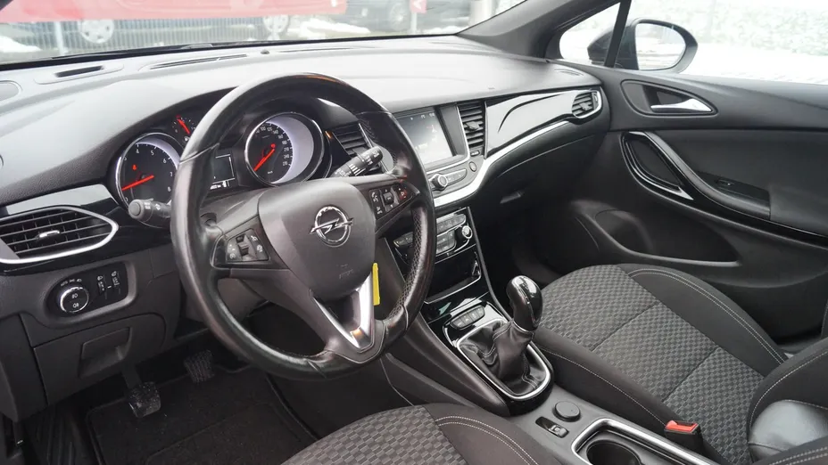 OPEL Astra -