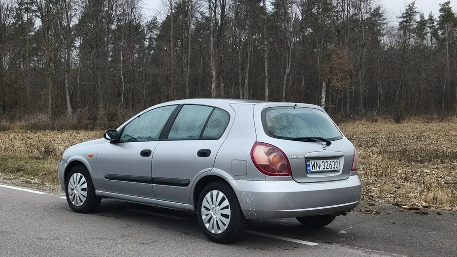 NISSAN Almera -