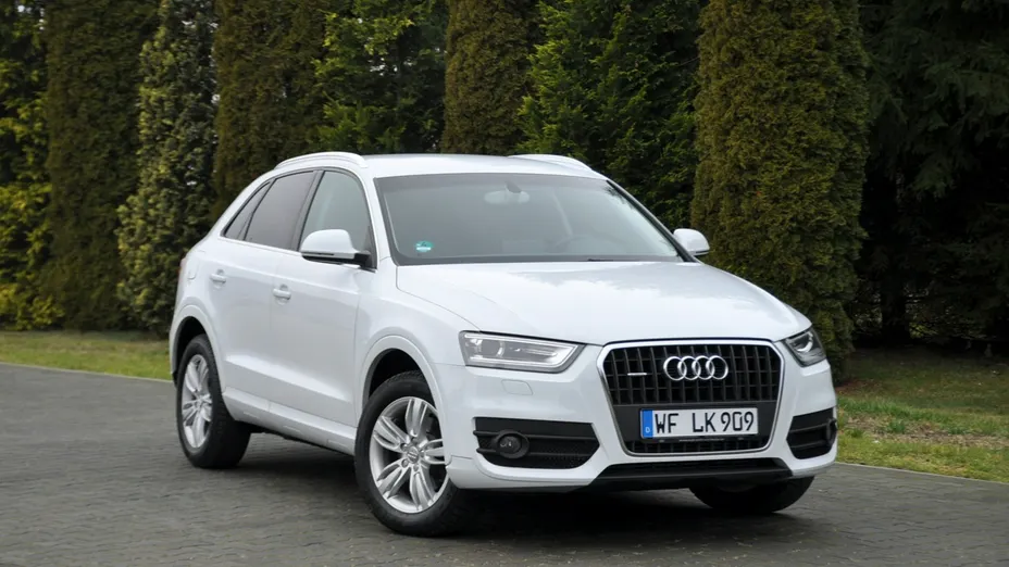 AUDI Q3 -