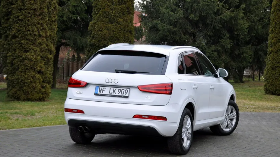 AUDI Q3 -