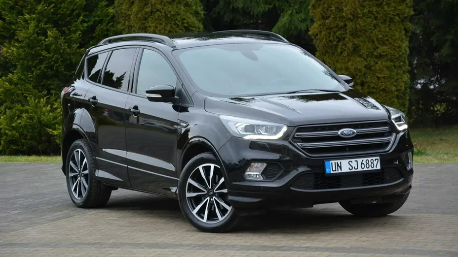 FORD Kuga -
